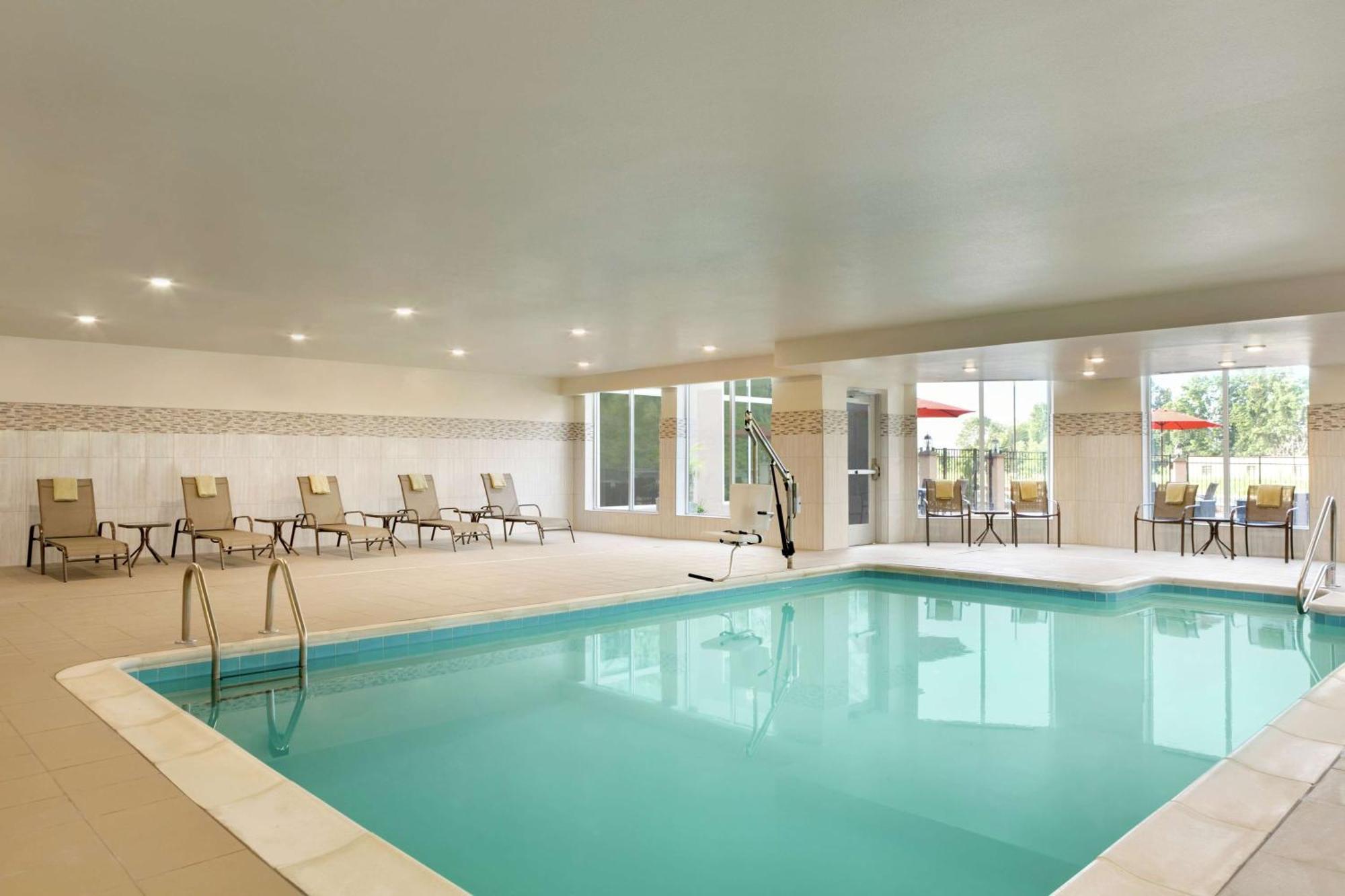 Hilton Garden Inn Statesville Kültér fotó