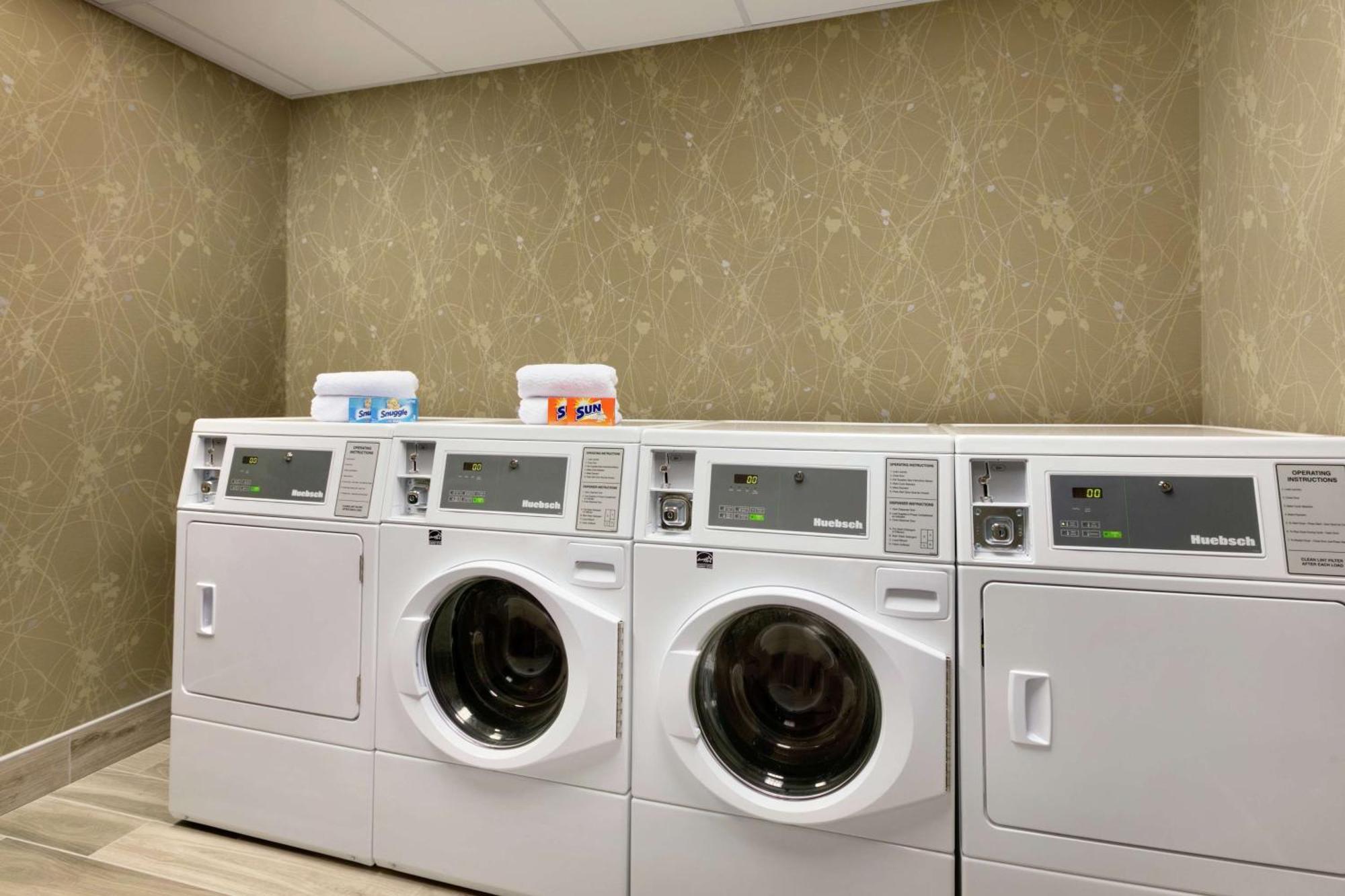 Hilton Garden Inn Statesville Kültér fotó